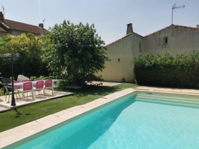 Villa au calme avec piscine privée